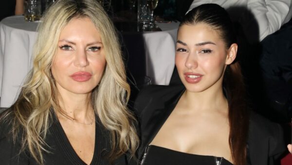 Τάρια Μπούρα, Ραφαέλα Μητροπούλου