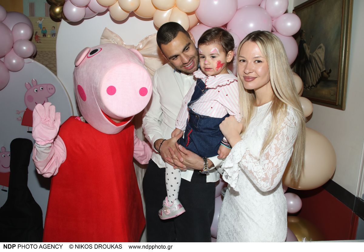 Δημήτρης Μητρόπουλος, Δούκισσα Μητροπούλου, Βικτώρια Κοζίνινα