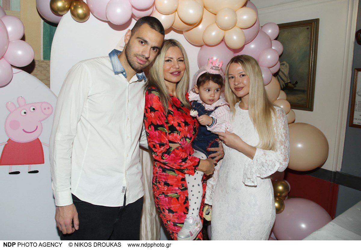 Δημήτρης Μητρόπουλος, Τάρια Μπούρα, Δούκισσα Μητροπούλου, Βικτώρια Κοζίνινα