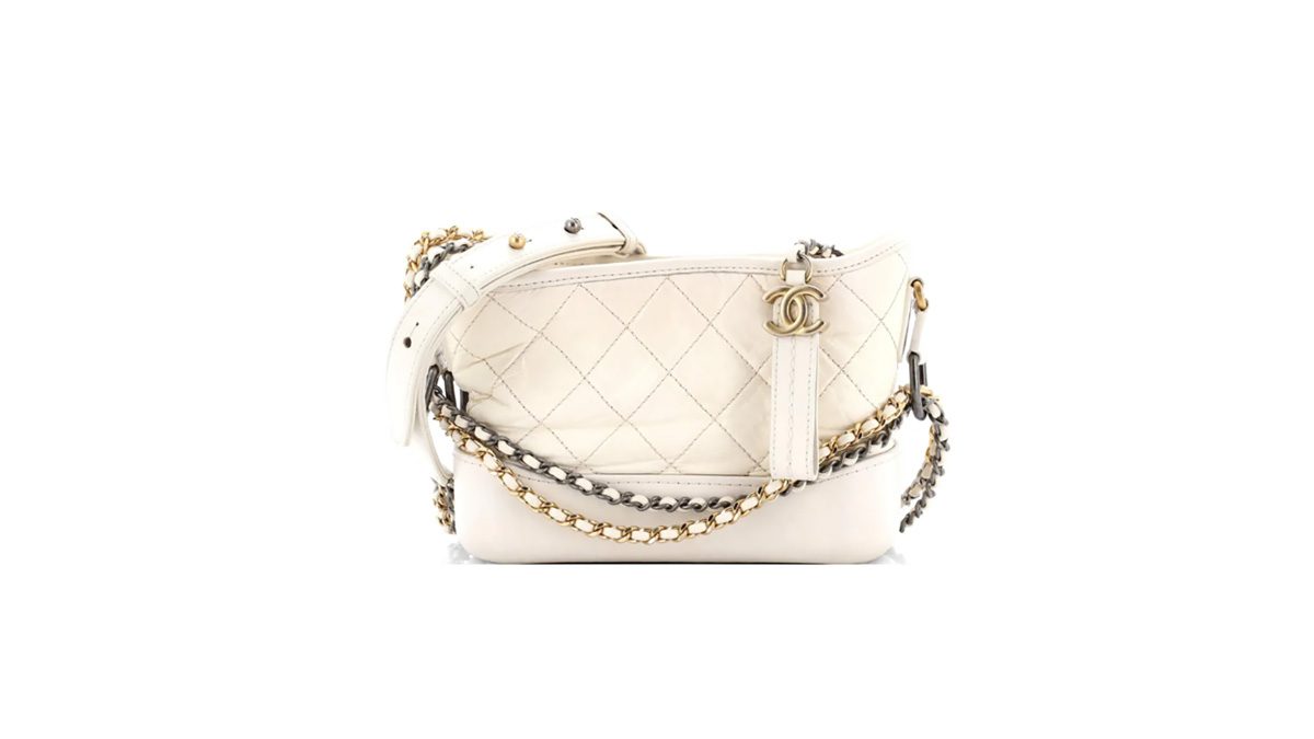 Αθηνά Οικονομάκου: Το Barbie-inspired look στο Μιλάνο και η iconic Chanel τσάντα