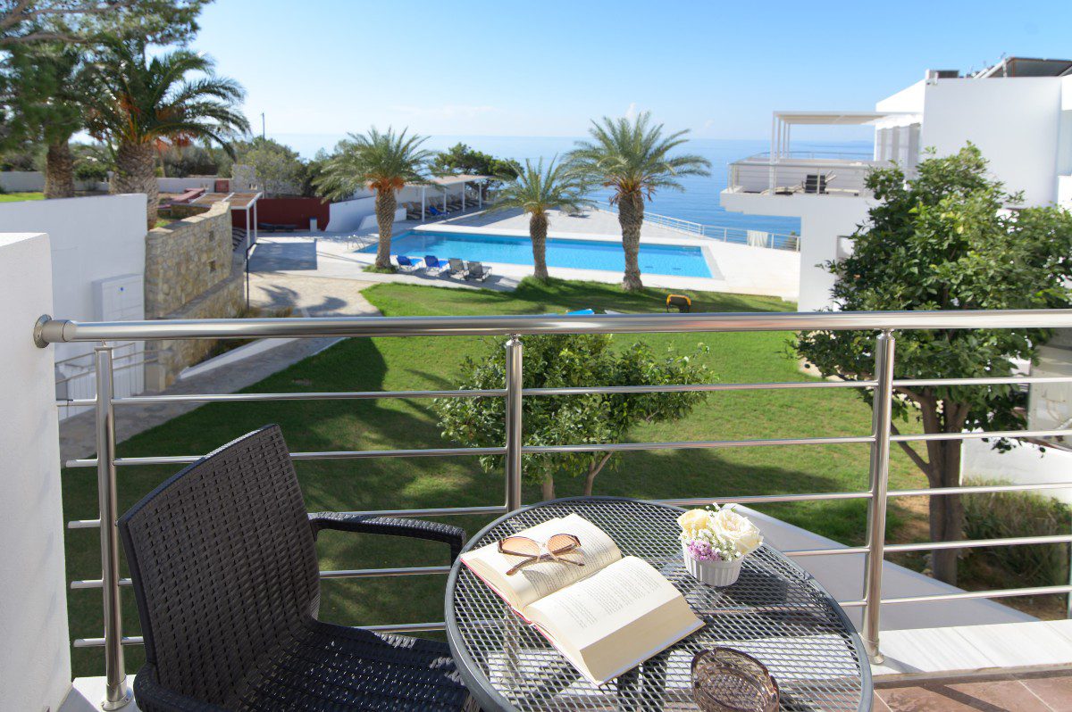 Porto Belissario: Ο παραθαλάσσιος παράδεισος της νότιας Κρήτης