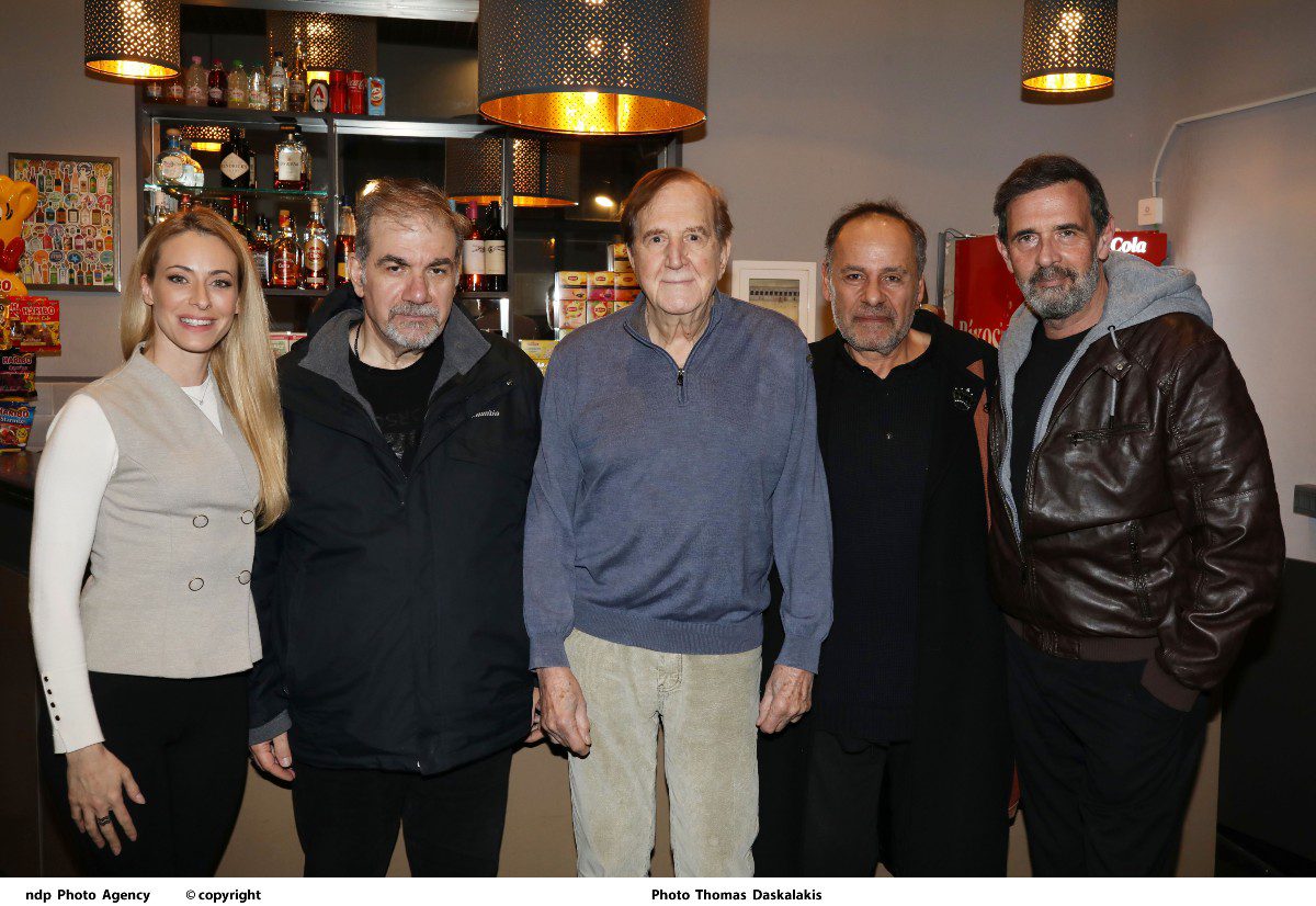 Δημήτρης Σταρόβας