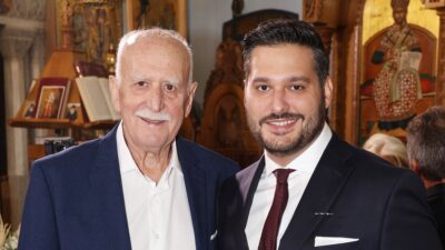 Ο Φοίβος Παπαδάκης με τον πατέρα του