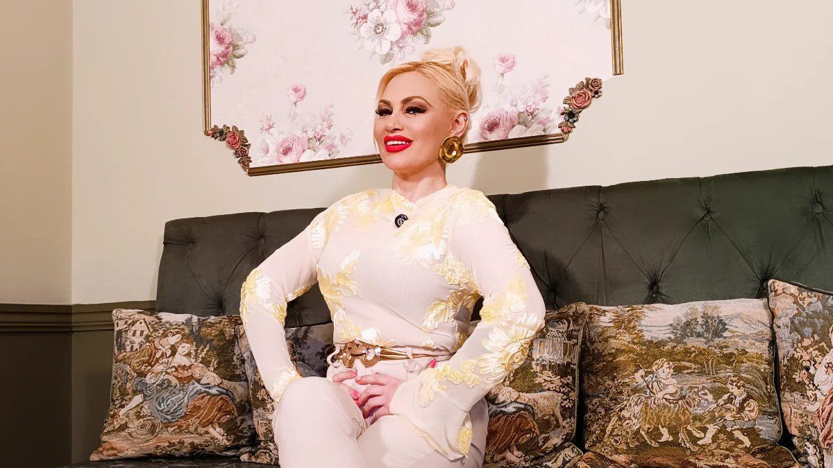 Γωγώ Γαρυφάλλου