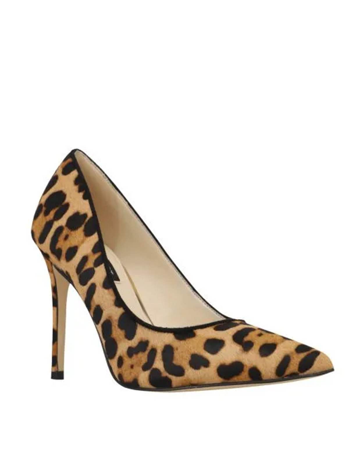 Η Σίσσυ Χρηστίδου φόρεσε τα λεοπάρ γοβάκια όπως οι Γαλλίδες - Και είναι τάση