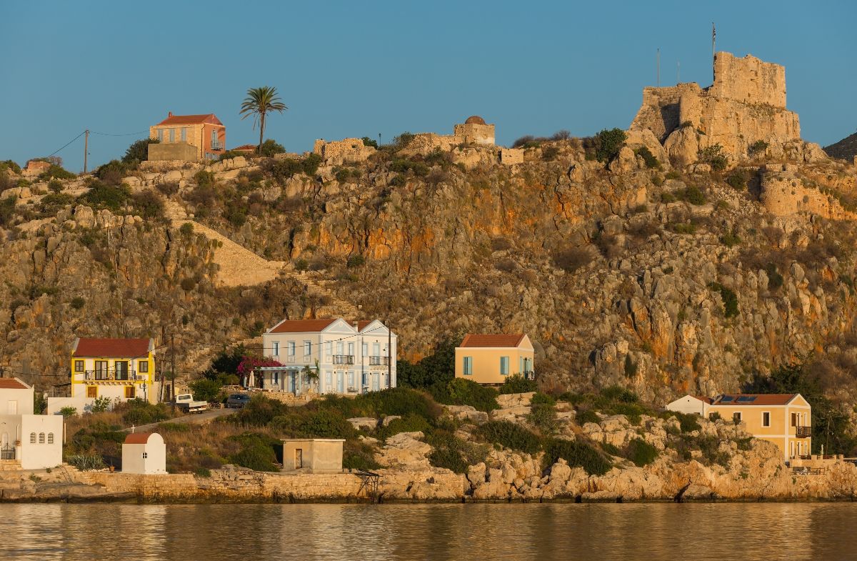 Καστελόριζο: Καλοκαιρινή απόδραση στο γραφικό νησί του Αιγαίου