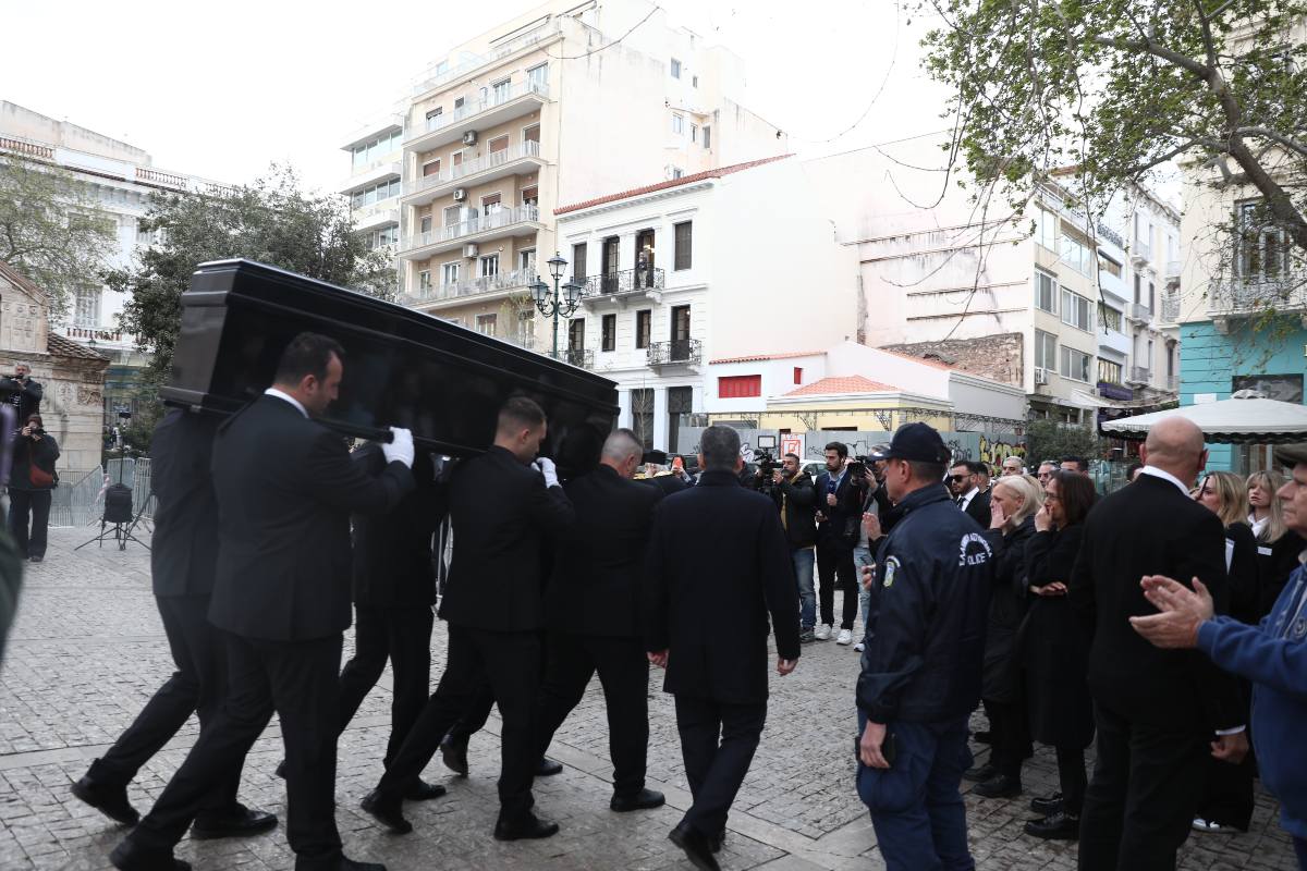 Κηδεία Μαρινέλλα