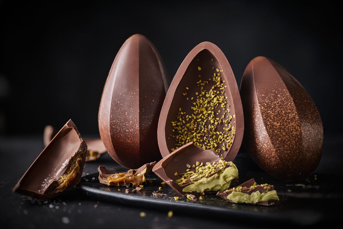 ΤΑ ΠΑΣΧΑΛΙΝΑ ΤΗΣ M&S FOOD ΓΙΝΟΝΤΑΙ VIRAL – ΕΠΙΣΤΡΕΦΟΥΝ ΤΑ BESTSELLERS ΚΑΙ ΕΡΧΟΝΤΑΙ ΝΕΕΣ ΑΠΟΛΑΥΣΤΙΚΕΣ ΠΡΟΤΑΣΕΙΣ