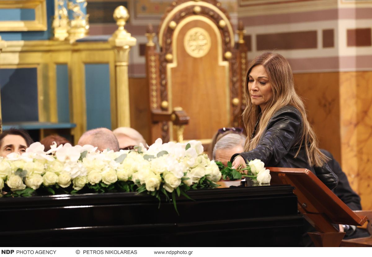 Μαρινέλλα κηδεία