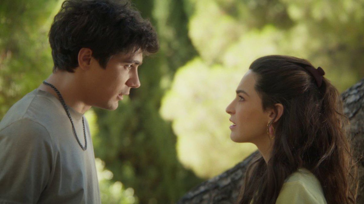 Να μ'αγαπάς Λευτέρης Άννα