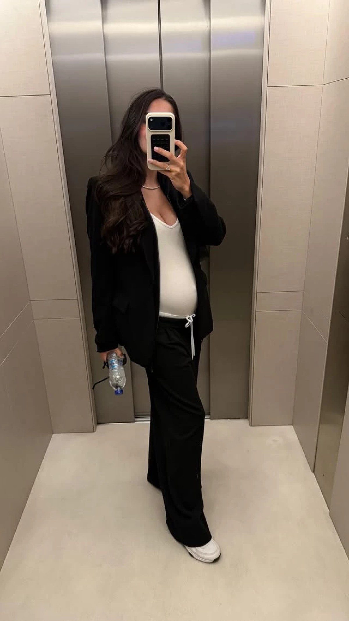 Αργυρός - Νίκα: Θα κάνουν Πάσχα στο «νησί που δεν κοιμάται ποτέ» λίγο πριν γεννηθεί το δεύτερο παιδί τους