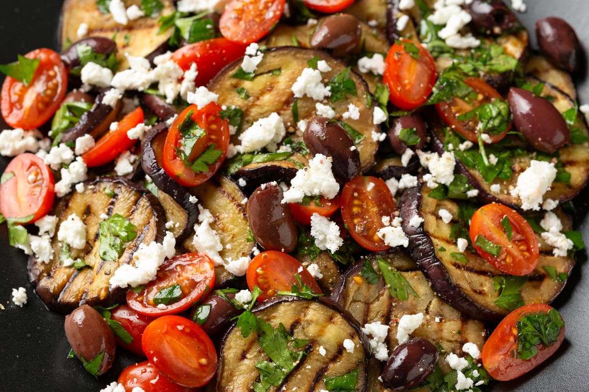 Καλαμάτα: Ήλιος, θάλασσα και μεσσηνιακή φιλοξενία