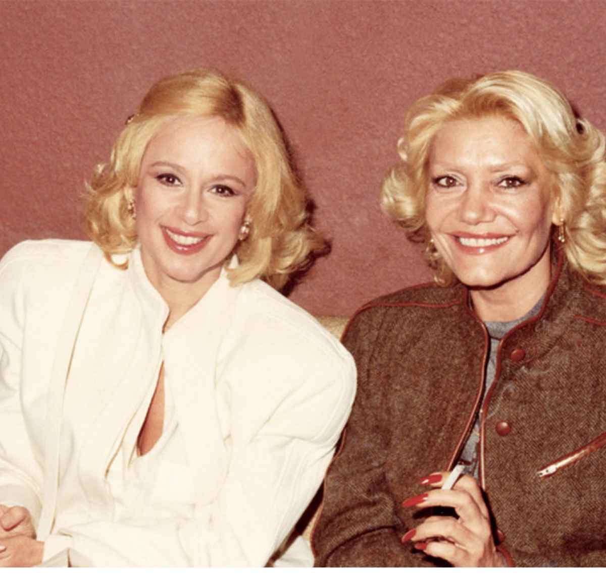 Η Κικίτσα από τις φτωχογειτονιές της Θεσσαλονίκης έγινε η μεγάλη Μαρινέλλα: Αφιέρωμα στο αηδόνι του ελληνικού πενταγράμμου 