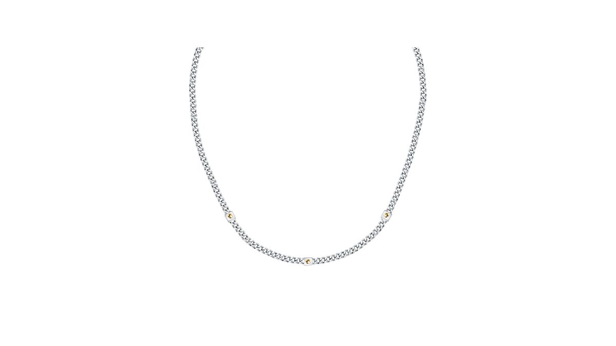 Η Χριστίνα Μπόμπα φόρεσε το παντελόνι που... αγαπάς να μισείς - Απευθείας από τα 80s