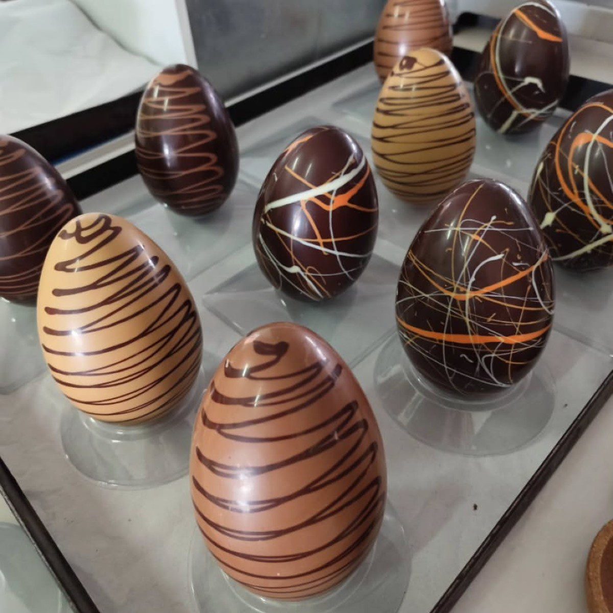 Ζαχαροπλαστείο Νούφαρα: Γλυκιά παράδοση στην καρδιά της Τήνου