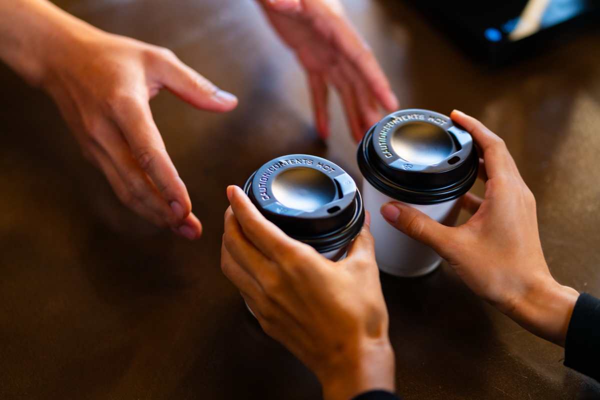 καφές σε πλαστικά