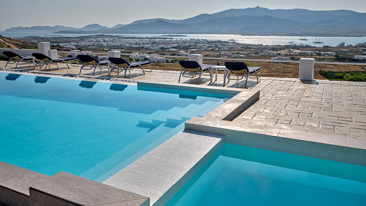 Antiparos View Villas: Παραδοσιακές βίλες στην Αντίπαρο με πανοραμική θέα στο Αιγαίο