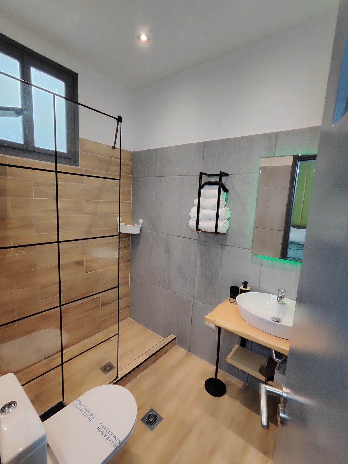 Poseidon Rooms: Μοναδική απόδραση στα Καλά Νερά Μαγνησίας