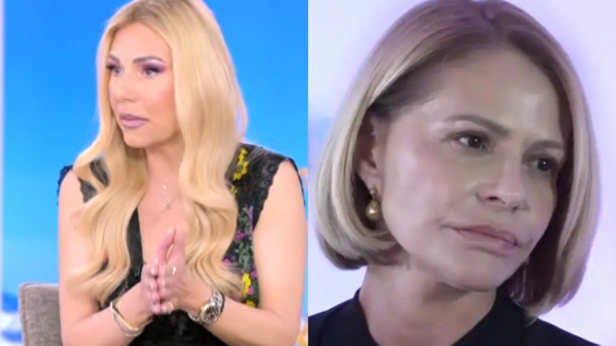 Τίνα Μεσσαροπούλου, Τζένη Μπαλατσινού