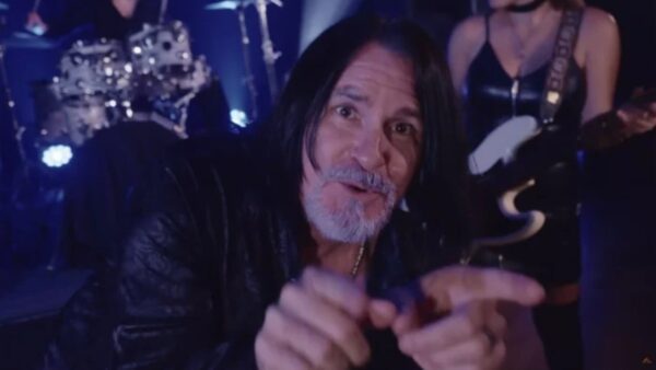 Τόμι Ντε Κάρλο