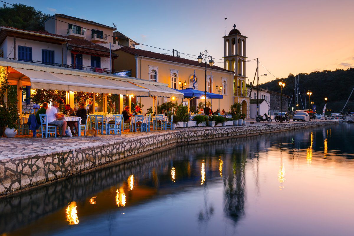 Βαθύ μεγανήσι