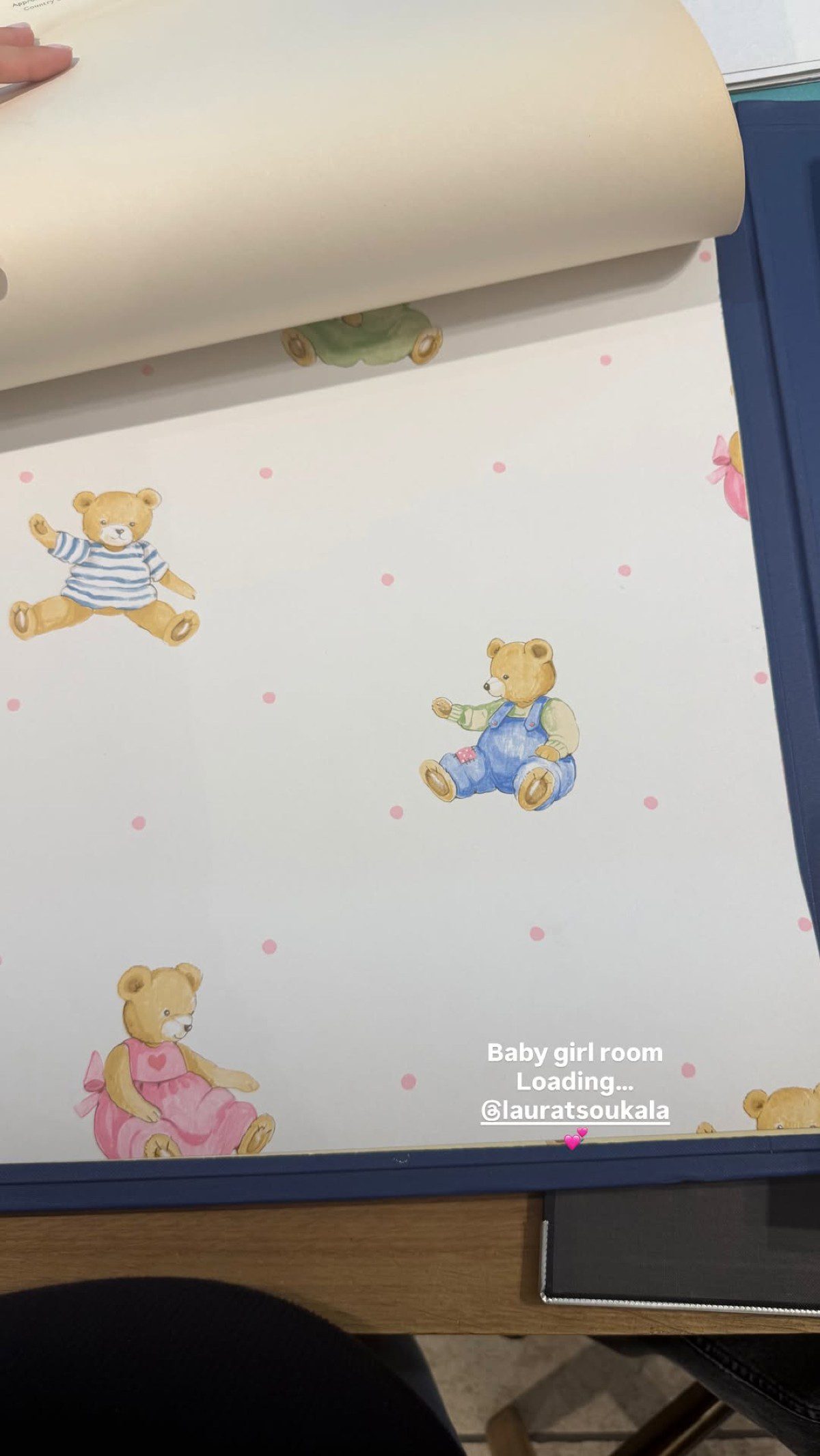 Το πρώτο σχέδιο για το παιδικό δωμάτιο της κόρης της