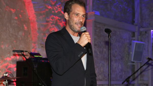 Αντίνοος Αλμπάνης