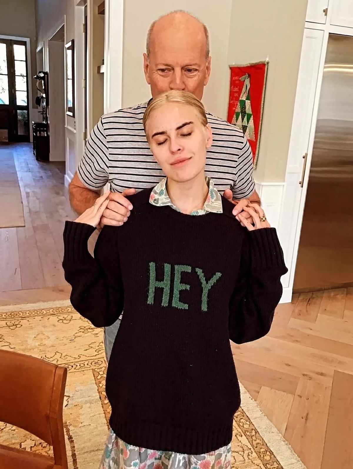 Οι φωτογραφίες του Μπρους Γουίλις με την οικογένειά του