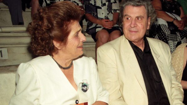 Μίκης Θεοδωράκης σύζυγος