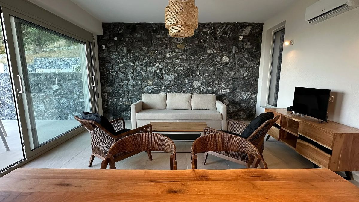 Eleopetra Villas: Το μυστικό καταφύγιο ηρεμίας στη Χαλκιδική με θέα που μαγεύει