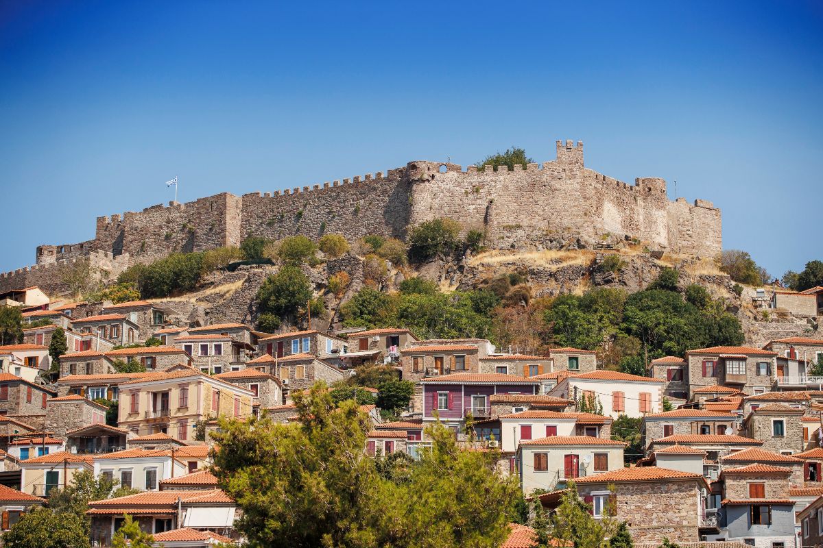 Λέσβος: Το νησί των αντιθέσεων που σε καλεί να το ανακαλύψεις