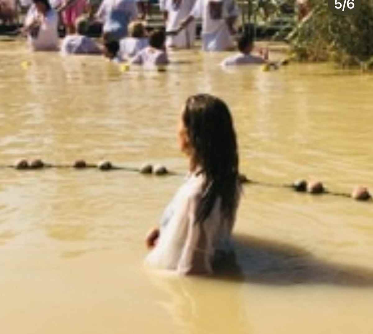 Πηγή Δεβετζή: Οι φωτογραφίες από τη βάφτισή της στον Ιορδάνη Ποταμό - Συγκλονίζει η ανάρτησή της