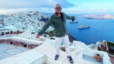 Τάσος Δούσης: 20 «χρυσοί» κανόνες συμπεριφοράς στις διακοπές που ξεχωρίζουν τους πραγματικά ταξιδιώτες!