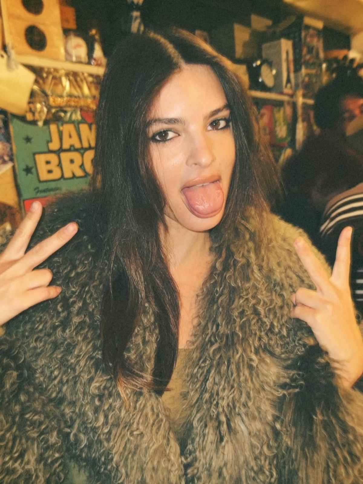 Έμιλι Ρατακόφσκι