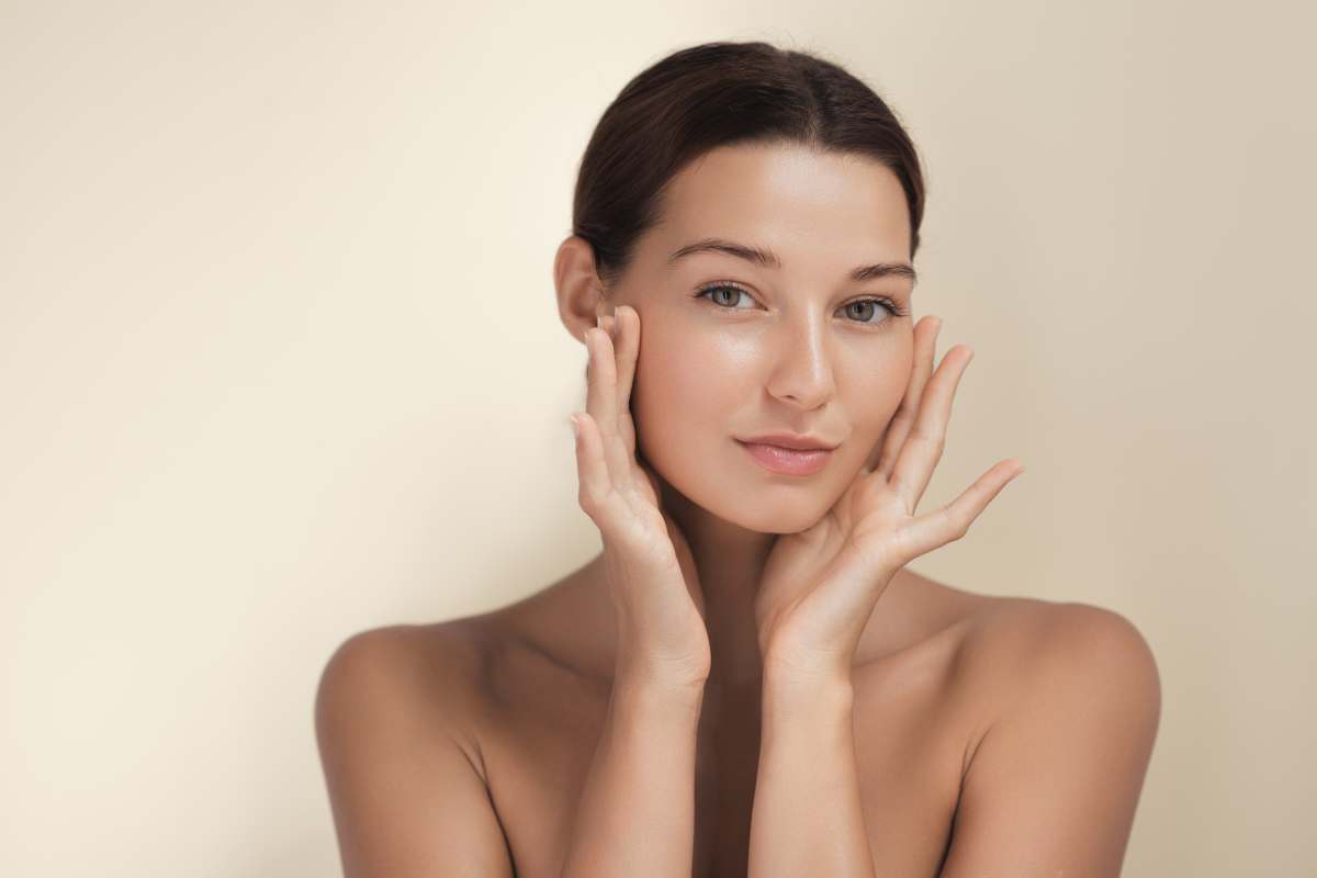 ρετινόλη σε πρόσωπο γυναίκας