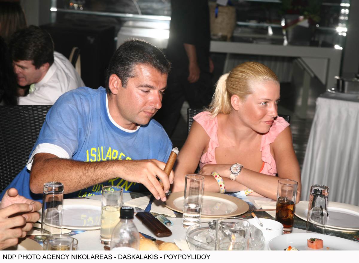 Έλενα Γράβεζα σχέση Γιώργου Λιάγκα