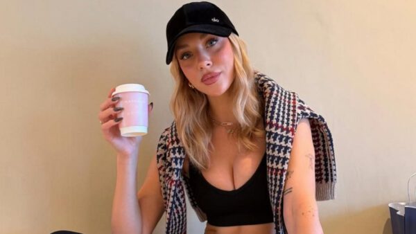 smoothies Γαρυφαλλιά καληφώνη