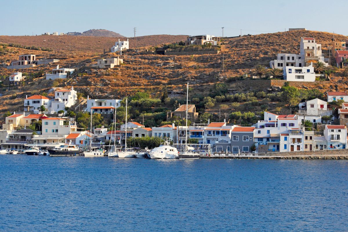 Κέα: Η πιο elegant καλοκαιρινή απόδραση που συνδυάζει αυθεντικότητα, chic ατμόσφαιρα και θάλασσα