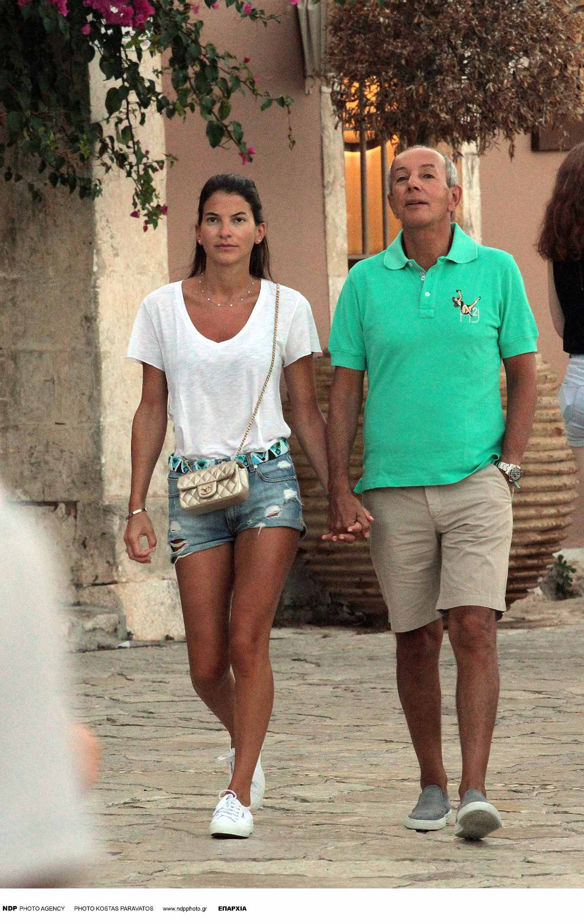 Δήμητρα Κούστα: Ποια είναι η νέα κολλητή της Βίσση - Το παρελθόν της, η έπαυλη και ο χλιδάτος γάμος (Φωτογραφίες)