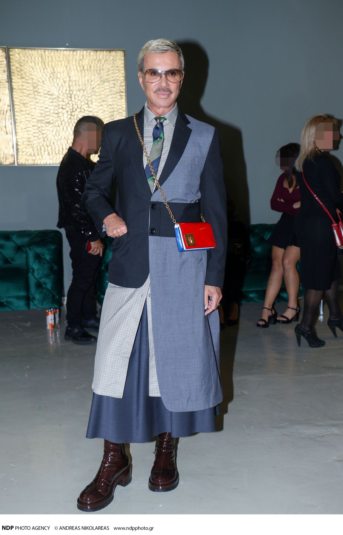 Λάκης Γαβαλάς