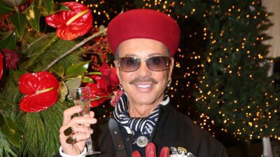 Λάκης Γαβαλάς