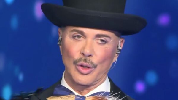 Λάκης Γαβαλάς