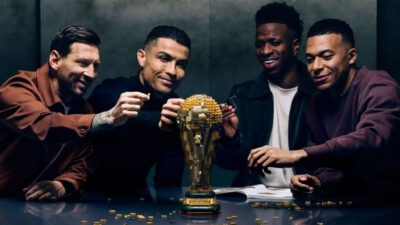 Η LEGO «χρύσωσε» Μέσι, Κριστιάνο, Βίνι και Εμπαμπέ για μια διαφήμιση - Πόσα λεφτά πήρε ο καθένας