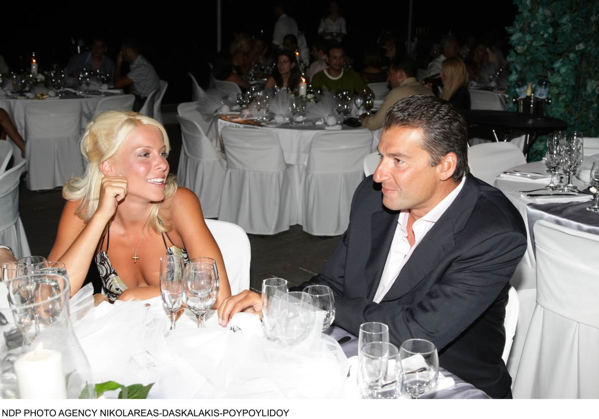 Έλενα Γράβεζα σχέση Γιώργου Λιάγκα