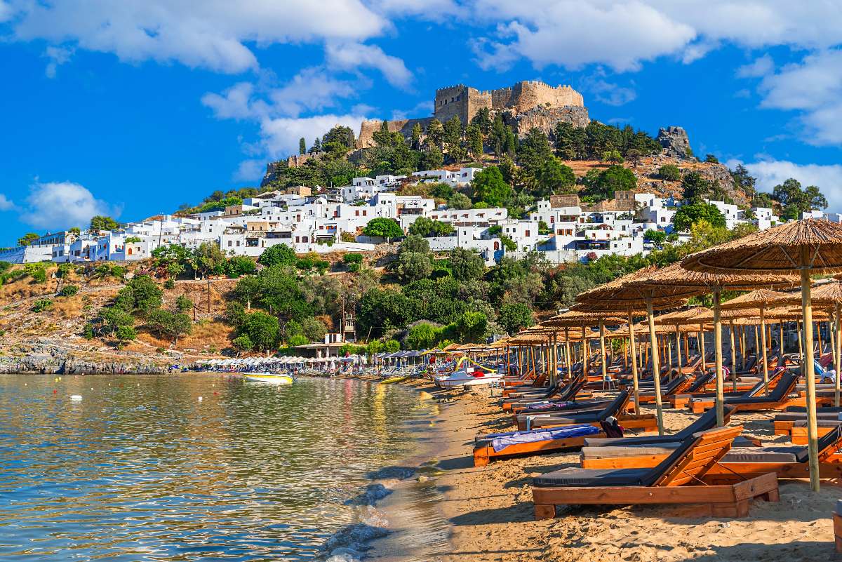 Ρόδος: Από την παλιά πόλη μέχρι τα καταγάλανα νερά - ζήσε τη μαγεία της!