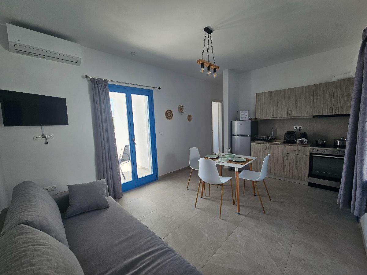 Το Parian Nissos Harmony Living είναι ο λόγος να δεις την Πάρο… αλλιώς