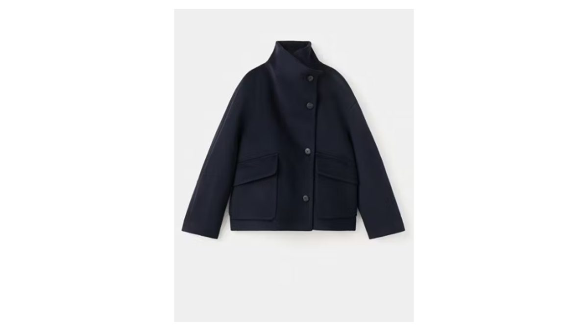 Trend alert: Το «αντιγηραντικό» μπουφάν είναι η Νο1 τάση της άνοιξης λένε οι fashion editors