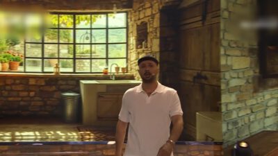 Ο Μέμος Μπεγνής ως Apon