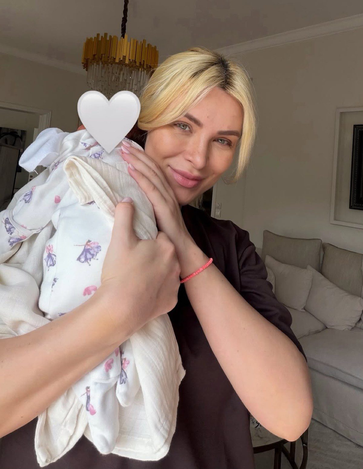 Καινούργιου - Κουτσουμπής: Πότε και πού θα βαφτιστεί η μικρή Ξένια! Αποκλειστικά όλες οι λεπτομέρειες