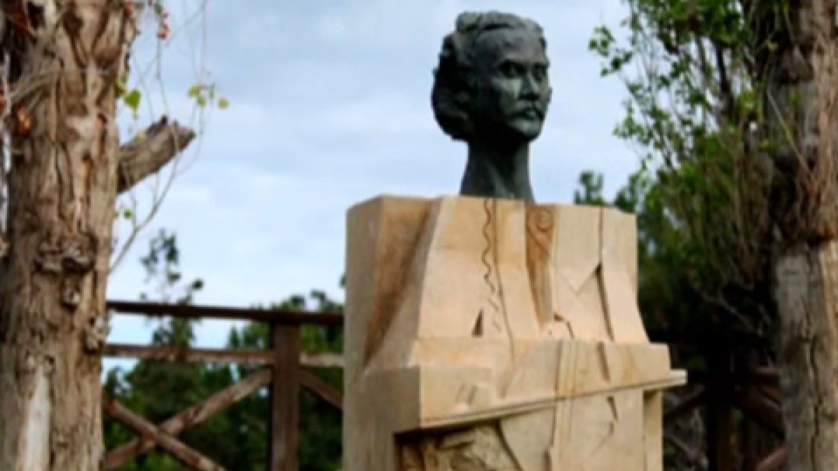 Νίκος Ξυλούρης